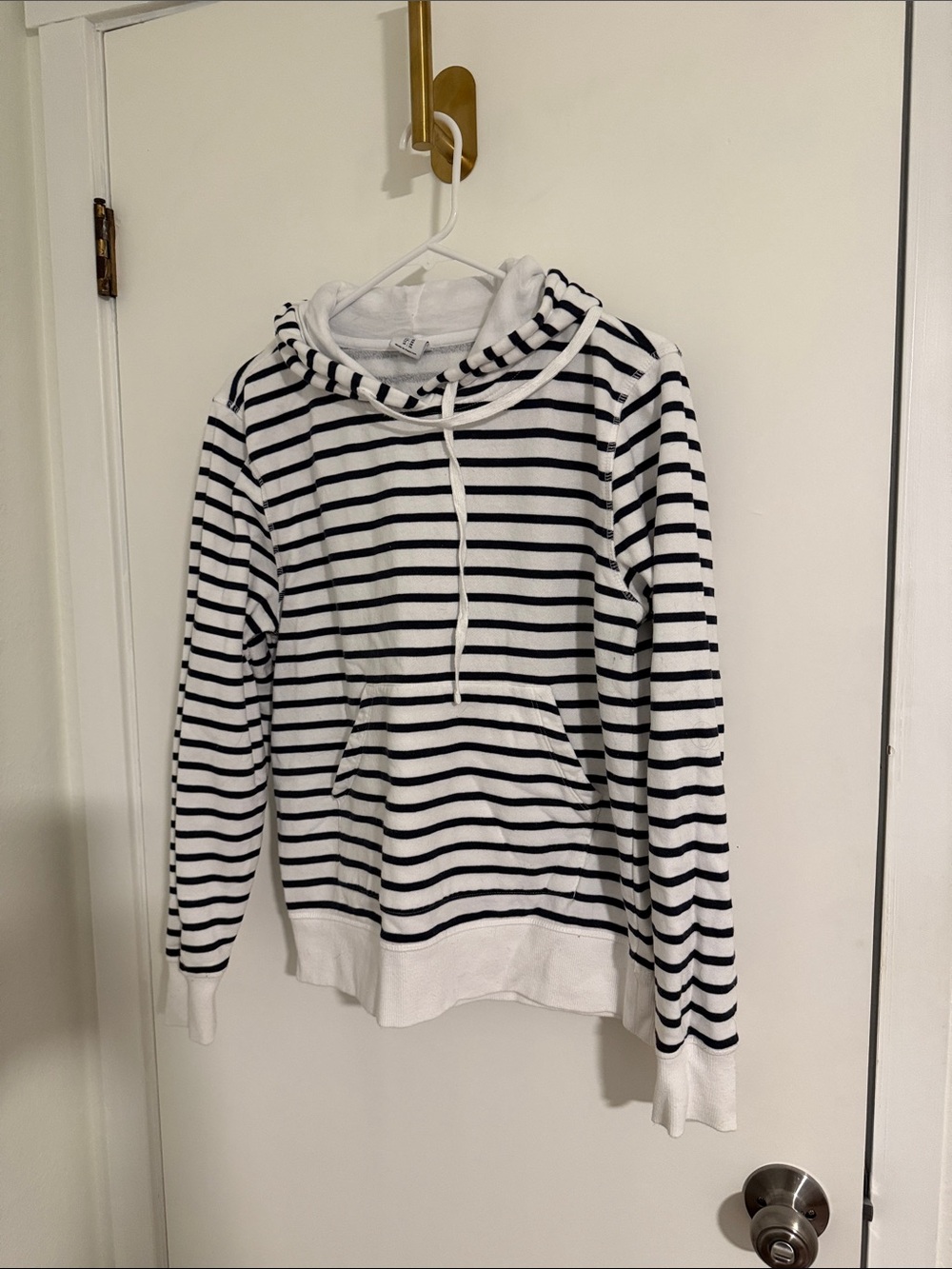 Amazon Essentials Black & White Striped Hoodie Sweater